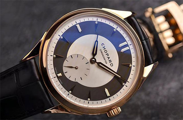 萧邦手表表盘有划痕解决办法详解(图) 萧邦手表表盘有划痕解决办法详解(图)